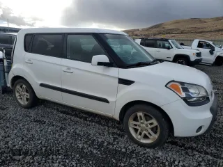 2011 Kia Soul + with VIN KNDJT2A2XB7316247, listed as a Copart auction lot 42155995 with 148,668 mi miles and Salvage Title. Bid and sale history available at DreamBid. Image 4.