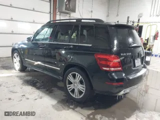 2013 Mercedes-Benz GLK-Class GLK 350 with VIN WDCGG8JB8DG045753, listed as a IAAI auction lot 41648076 with 187,710 mi miles. Bid and sale history available at carsss.com. Image 3.