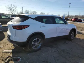 2025 Chevrolet Blazer LT with VIN 3GNKBCR4XSS110678, listed as a Copart auction lot 42407585 with 1,836 mi miles and Salvage Title. Bid and sale history available at carsss.com. Image 3.