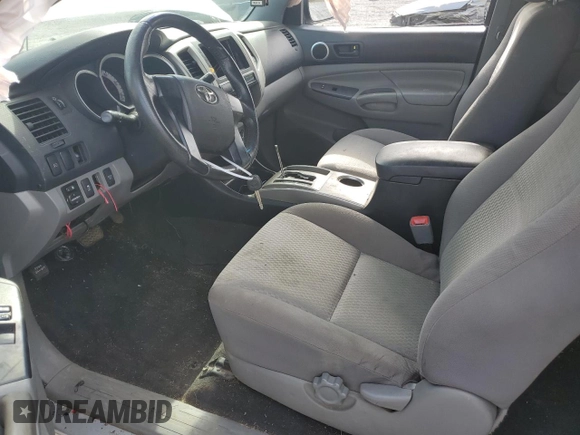 2012 Toyota Tacoma z VIN 5TFUU4EN4CX045438, wystawiony jako Copart lot #57255035 z przebiegiem 171 768 mil mil oraz Szkoda całkowita • Salvage title. Historia ofert i sprzedaży dostępna na DreamBid. Obrazek 7.