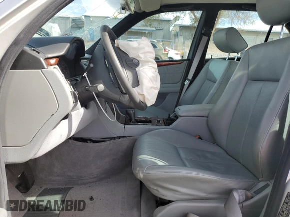 1997 Mercedes-Benz E-Class with VIN WDBJF72F7VA316668, listed as a Copart auction lot 75765424 with 54,106 mi miles and Salvage Title. Bid and sale history available at carsss.com. Image 7.