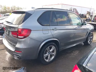 2016 BMW X5 xDrive35i with VIN 5UXKR0C58G0U08468, listed as a IAAI auction lot 41962994 with 80,281 mi miles. Bid and sale history available at carsss.com. Image 4.
