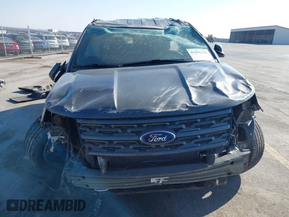 2019 Ford Explorer XLT z VIN 1FM5K8D87KGA09217, wystawiony jako IAAI lot #41696326 z przebiegiem 60 785 mil mil oraz . Historia ofert i sprzedaży dostępna na DreamBid. Obrazek 13.