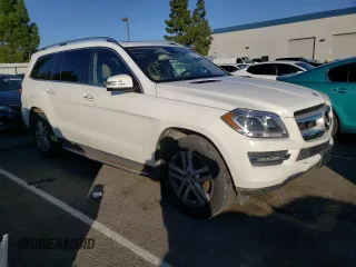 2015 Mercedes-Benz GL-Class GL 450 with VIN 4JGDF6EE6FA477859, listed as a Copart auction lot 70937732 with 71,102 mi miles. Bid and sale history available at carsss.com. Image 4.