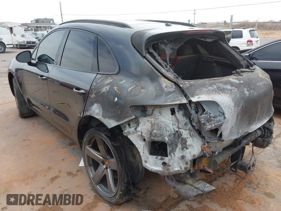 2017 Porsche Macan S with VIN WP1AB2A58HLB16690, listed as a IAAI auction lot 41901148 with Not Provided miles and . Bid and sale history available at DreamBid. Image 3.