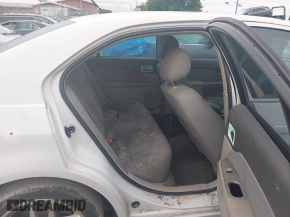 2012 Ford Fusion SEL z VIN 3FAHP0JAXCR220407, wystawiony jako IAAI lot #42548615 z przebiegiem 240 471 mil mil oraz . Historia ofert i sprzedaży dostępna na DreamBid. Obrazek 8.