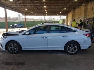 2019 Hyundai Sonata SEL with VIN 5NPE34AF2KH806872, listed as a IAAI auction lot 41825437 with 103,281 mi miles and . Bid and sale history available at DreamBid. Image 14.