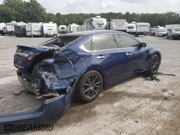 2017 Nissan Altima SR with VIN 1N4AL3AP1HC496077, listed as a Copart auction lot 71056064 with 47,953 mi miles and Salvage Title. Bid and sale history available at DreamBid. Image 3.