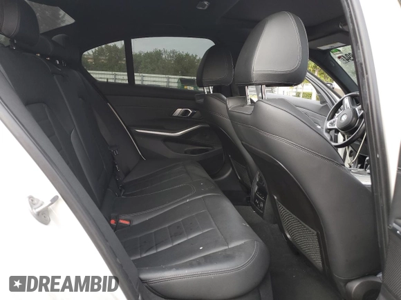 2020 BMW 3 Series M340i with VIN 3MW5U7J05L8B26525, listed as a Copart auction lot 84528894 with 26,380 mi miles and Salvage Title. Bid and sale history available at carsss.com. Image 10.