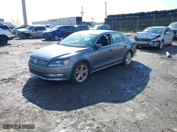2013 Volkswagen Passat SEL Premium with VIN 1VWCM7A32DC063184, listed as a IAAI auction lot 41505096 with 121,482 mi miles. Bid and sale history available at carsss.com. Image 2.