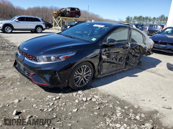 2024 Kia Forte GT-Line with VIN 3KPF54ADXRE722682, listed as a Copart auction lot 49684995 with 14,552 mi miles and Salvage Title. Bid and sale history available at carsss.com. Image 1.