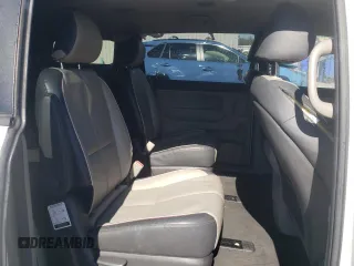 2017 Kia Sedona LX with VIN KNDMB5C18H6331057, listed as a Copart auction lot 46455575 with 93,106 mi miles and Salvage Title. Bid and sale history available at carsss.com. Image 11.