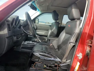 2007 Dodge Nitro R/T z VIN 1D8GT58617W724364, wystawiony jako Copart lot #82677424 z przebiegiem 209 599 mil mil oraz Szkoda całkowita • Salvage title. Historia ofert i sprzedaży dostępna na DreamBid. Obrazek 7.