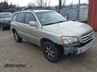 2002 Toyota Highlander z VIN JTEGD21A920030182, wystawiony jako IAAI lot #41944944 z przebiegiem 214 460 mil mil oraz . Historia ofert i sprzedaży dostępna na DreamBid. Obrazek 1.