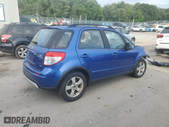 2012 Suzuki SX4 Crossover with VIN JS2YB5A35C6305309, listed as a Copart auction lot 68032954 with 0 mi miles and Salvage Title. Bid and sale history available at carsss.com. Image 3.