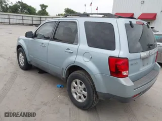 2008 Mazda Tribute Sport with VIN 4F2CZ02Z88KM16490, listed as a IAAI auction lot 41931310 with 118,176 mi miles. Bid and sale history available at carsss.com. Image 3.