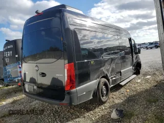 2024 Mercedes-Benz Sprinter Passenger with VIN W1Z4NGHY2RT189162, listed as a Copart auction lot 48264095 with 4,126 mi miles and Salvage Title. Bid and sale history available at carsss.com. Image 3.