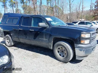 2014 Chevrolet Silverado 1500 Work Truck with VIN 1GCRCPEH3EZ372991, listed as a IAAI auction lot 41748052 with 203,462 mi miles. Bid and sale history available at carsss.com. Image 1.