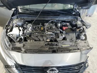 2025 Nissan Altima SV z VIN 1N4BL4DV2SN320249, wystawiony jako Copart lot #56504895 z przebiegiem 12 327 mil mil oraz Szkoda całkowita • Salvage title. Historia ofert i sprzedaży dostępna na DreamBid. Obrazek 11.