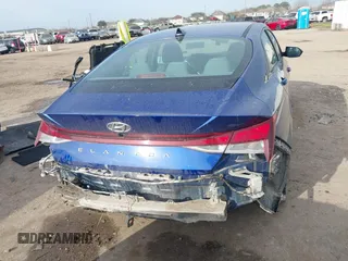 2022 Hyundai Elantra SEL with VIN 5NPLM4AG3NH076553, listed as a IAAI auction lot 41681638 with 35,344 mi miles and . Bid and sale history available at DreamBid. Image 16.