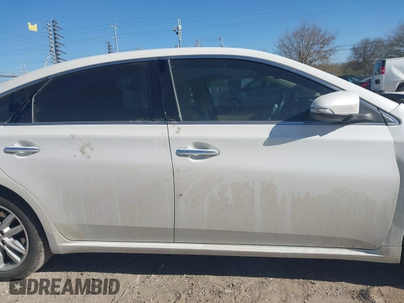2014 Toyota Avalon Limited with VIN 4T1BK1EB0EU088773, listed as a IAAI auction lot 41723464 with 25,246 mi miles. Bid and sale history available at carsss.com. Image 12.