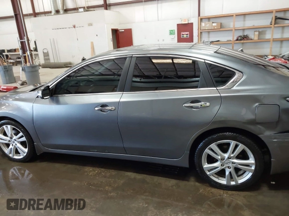 2014 Nissan Altima SL with VIN 1N4BL3AP0EC199270, listed as a IAAI auction lot 42069952 with 94,402 mi miles and . Bid and sale history available at DreamBid. Image 14.