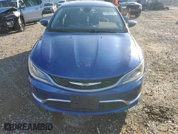 2015 Chrysler 200 Limited with VIN 1C3CCCAB4FN679678, listed as a Copart auction lot 41822485 with 0 mi miles and Clean Title. Bid and sale history available at carsss.com. Image 5.