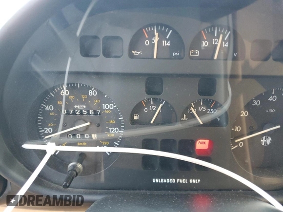 1991 Alfa Romeo Spider z VIN ZARBB32G1M6007546, wystawiony jako Copart lot #79666614 z przebiegiem 72 567 mil mil oraz Czysty tytuł • Clean title. Historia ofert i sprzedaży dostępna na DreamBid. Obrazek 9.