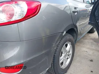 2010 Hyundai Santa Fe GLS z VIN 5NMSG3AB9AH364991, wystawiony jako IAAI lot #42265553 z przebiegiem 188 605 mil mil oraz . Historia ofert i sprzedaży dostępna na DreamBid. Obrazek 6.