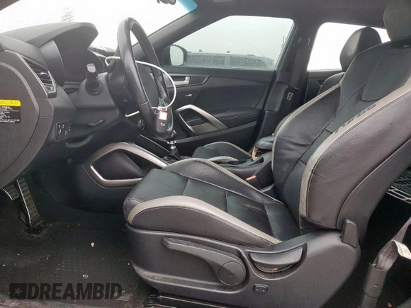 2016 Hyundai Veloster Turbo with VIN KMHTC6AE1GU293410, listed as a Copart auction lot 54422555 with 61,133 mi miles and Salvage title. Bid and sale history available at DreamBid. Image 7.