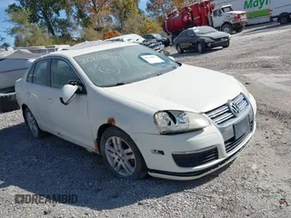 2007 Volkswagen Jetta 2.5 z VIN 3VWSF71KX7M009857, wystawiony jako IAAI lot #39371856 z przebiegiem Nie podano mil oraz . Historia ofert i sprzedaży dostępna na DreamBid. Obrazek 1.