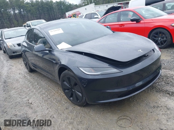 2024 Tesla Model 3 z VIN 5YJ3E1EAXRF860931, wystawiony jako IAAI lot #41760589 z przebiegiem 12 273 mil mil oraz . Historia ofert i sprzedaży dostępna na DreamBid. Obrazek 1.