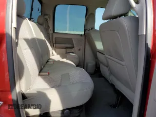 2008 Dodge 1500 ST z VIN 1D7HU18278J108209, wystawiony jako Copart lot #88547155 z przebiegiem 141 496 mil mil oraz Szkoda całkowita • Salvage title. Historia ofert i sprzedaży dostępna na DreamBid. Obrazek 10.