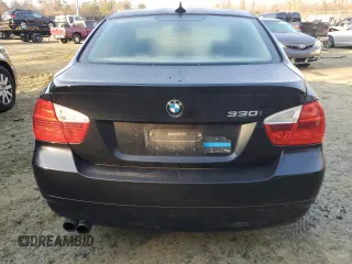 2006 BMW 3 Series 330i with VIN WBAVB33546AZ85539, listed as a Copart auction lot 43330385 with 201,132 mi miles and Salvage Title. Bid and sale history available at DreamBid. Image 6.