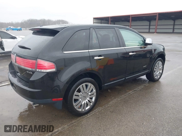 2010 Lincoln MKX with VIN 2LMDJ6JC3ABJ21373, listed as a IAAI auction lot 41843187 with 153,958 mi miles. Bid and sale history available at carsss.com. Image 4.