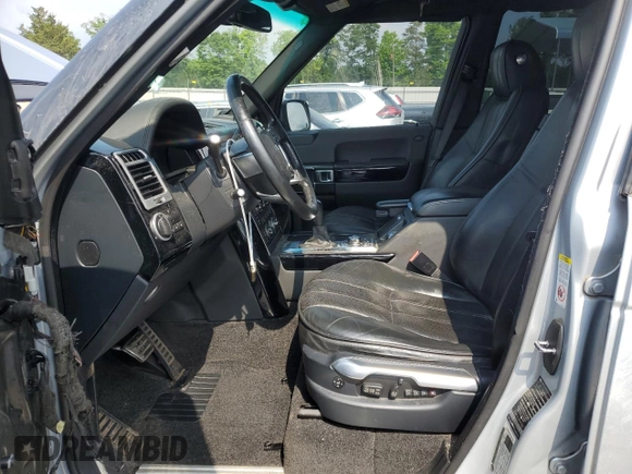 2011 Land Rover Range Rover SC with VIN SALMF1E41BA341320, listed as a Copart auction lot 57415705 with 139,038 mi miles and Salvage title. Bid and sale history available at DreamBid. Image 7.
