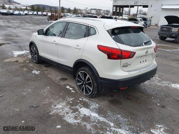 2018 Nissan Rogue Sport SV with VIN JN1BJ1CR6JW286461, listed as a IAAI auction lot 41199691 with 87,863 mi miles. Bid and sale history available at carsss.com. Image 3.