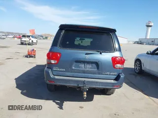 2007 Toyota Sequoia Limited with VIN 5TDBT48A97S279217, listed as a IAAI auction lot 41800633 with 264,945 mi miles and . Bid and sale history available at DreamBid. Image 16.