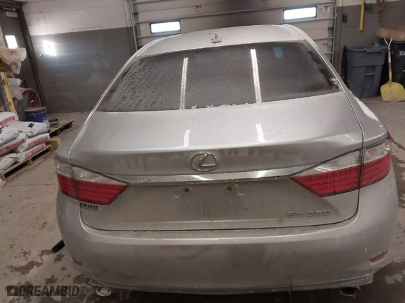 2013 Lexus ES 350 4dr Sdn with VIN JTHBK1GG9D2063523, listed as a IAAI auction lot 41386882 with 126,867 mi miles. Bid and sale history available at carsss.com. Image 16.
