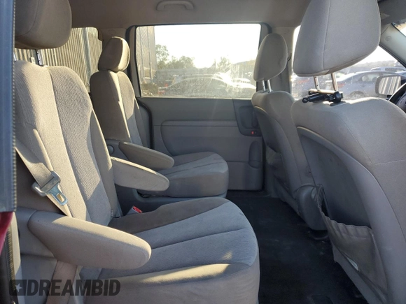 2011 Kia Sedona LX with VIN KNDMG4C78B6410543, listed as a Copart auction lot 73153064 with 149,751 mi miles and Non Repairable. Bid and sale history available at carsss.com. Image 11.