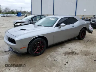 2016 Dodge Challenger SXT with VIN 2C3CDZAG4GH352848, listed as a Copart auction lot 52687225 with 87,077 mi miles and Salvage title. Bid and sale history available at DreamBid. Image 1.