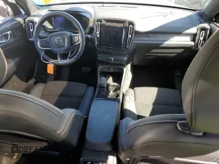 2022 Volvo C40 Recharge Pure Electric Ultimate with VIN YV4ED3GB0N2004416, listed as a Copart auction lot 49156394 with 50,873 mi miles and Salvage Title. Bid and sale history available at carsss.com. Image 8.