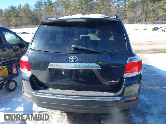 2012 Toyota Highlander Limited with VIN 5TDDK3EH7CS094665, listed as a IAAI auction lot 41580151 with 225,032 mi miles. Bid and sale history available at carsss.com. Image 16.