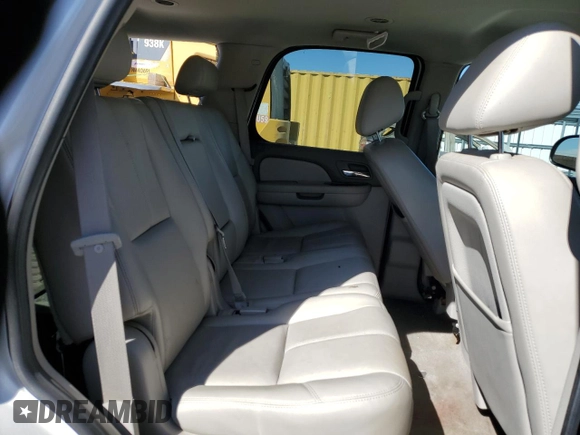 2010 GMC Yukon SLT with VIN 1GKUCCE04AR263242, listed as a Copart auction lot 44727225 with 268,194 mi miles and Salvage Title. Bid and sale history available at carsss.com. Image 11.
