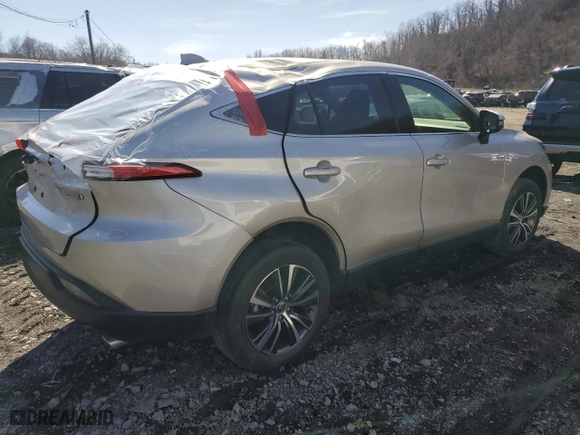 2022 Toyota Venza LE with VIN JTEAAAAH2NJ103574, listed as a Copart auction lot 50003945 with 12,180 mi miles and Salvage Title. Bid and sale history available at carsss.com. Image 3.