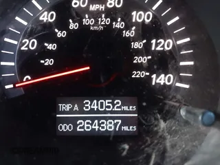 2007 Toyota Highlander w/3rd Row z VIN JTEDW21A870021459, wystawiony jako IAAI lot #41991784 z przebiegiem 264 387 mil mil oraz . Historia ofert i sprzedaży dostępna na DreamBid. Obrazek 7.