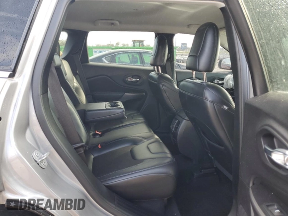 2020 Jeep Cherokee Latitude Plus with VIN 1C4PJLLB0LD614764, listed as a Copart auction lot 45201255 with 88,295 mi miles and Salvage Title. Bid and sale history available at carsss.com. Image 11.