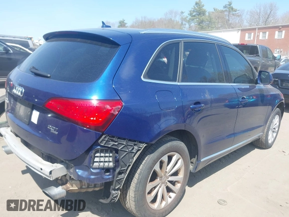 2014 Audi Q5 Premium z VIN WA1CFAFP6EA048832, wystawiony jako IAAI lot #42023521 z przebiegiem 144 977 mil mil oraz . Historia ofert i sprzedaży dostępna na DreamBid. Obrazek 4.