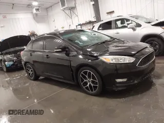 2015 Ford Focus SE с VIN 1FADP3F27FL357180, выставлен на аукционе IAAI как лот 41906601 с пробегом 70 998 миль миль и . История ставок и продаж доступна на DreamBid. Изображение 1.