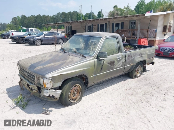 1988 Toyota Pickup with VIN JT4RN50R4J5146510, listed as a IAAI auction lot 42092308 with 288,420 mi miles and . Bid and sale history available at DreamBid. Image 2.